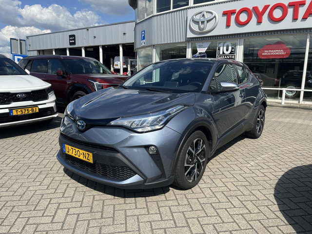 toyota-c-hr-2.0-hybrid-dynamic