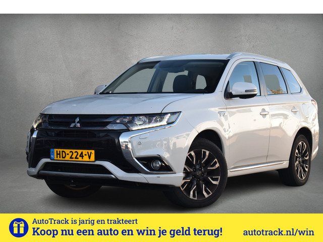 mitsubishi-outlander-2.0-phev-instyle----trekhaak---leer---schuifdak---stuur--en-stoelverwarming