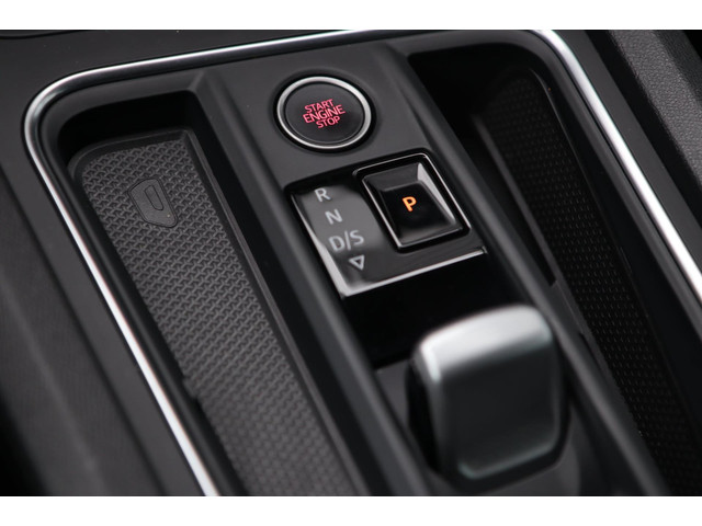 Seat Leon 1.4 TSI eHybrid PHEV FR   Sfeerverl.   Carplay   1e eigenaar   Keyless
