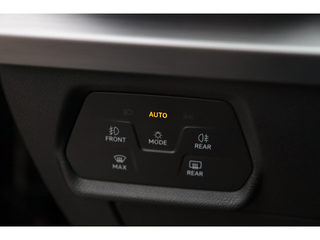 Seat Leon 1.4 TSI eHybrid PHEV FR   Sfeerverl.   Carplay   1e eigenaar   Keyless