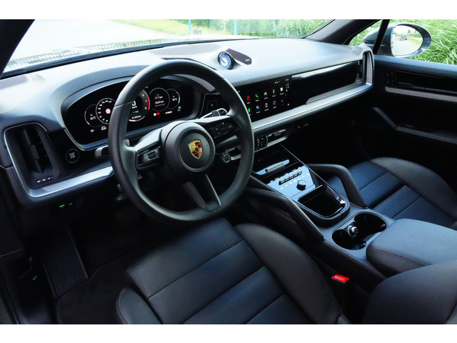 porsche-cayenne-3.0-e-hybrid-470pk-panoramadak-bose-camera