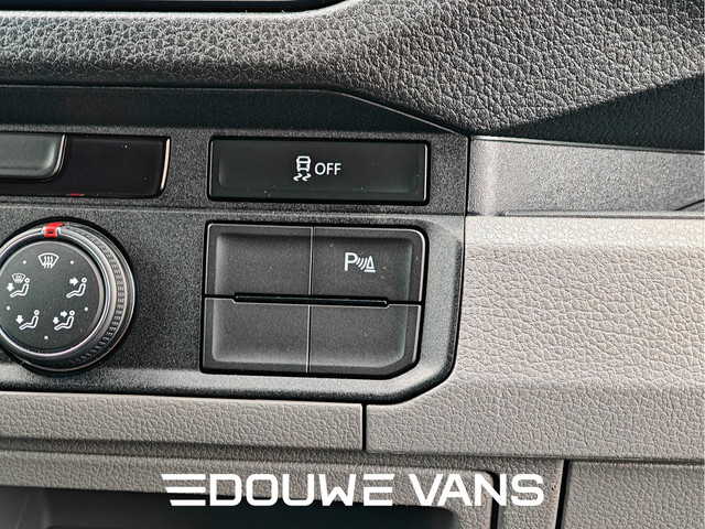 Volkswagen Crafter 2.0TDI Highline Navi Airco Geveerde Stoel Carplay Camera