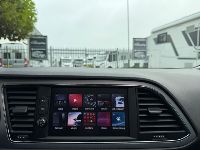 Seat Leon 1.0 TSI FR PANO, APPLE CARPLAY, CAMERA, BEATS, VC, LEDER