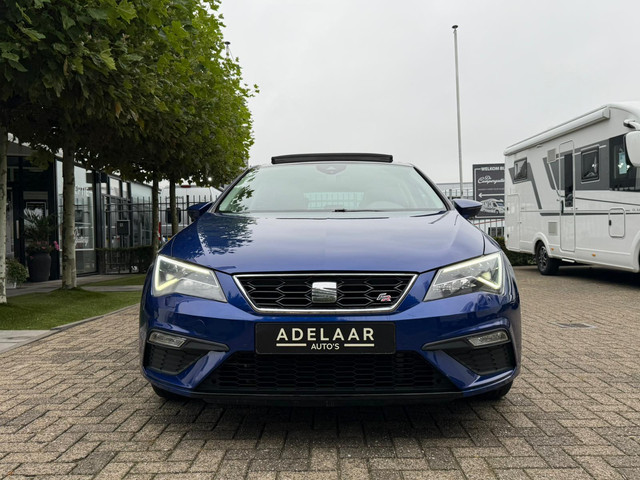 Seat Leon 1.0 TSI FR PANO, APPLE CARPLAY, CAMERA, BEATS, VC, LEDER