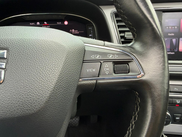 Seat Leon 1.0 TSI FR PANO, APPLE CARPLAY, CAMERA, BEATS, VC, LEDER