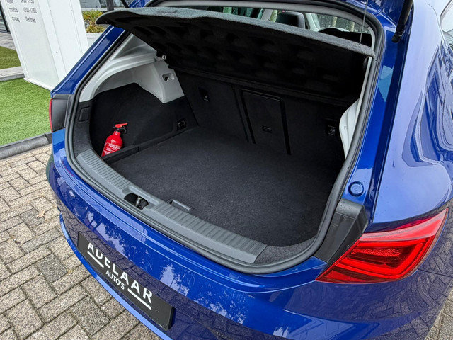 Seat Leon 1.0 TSI FR PANO, APPLE CARPLAY, CAMERA, BEATS, VC, LEDER