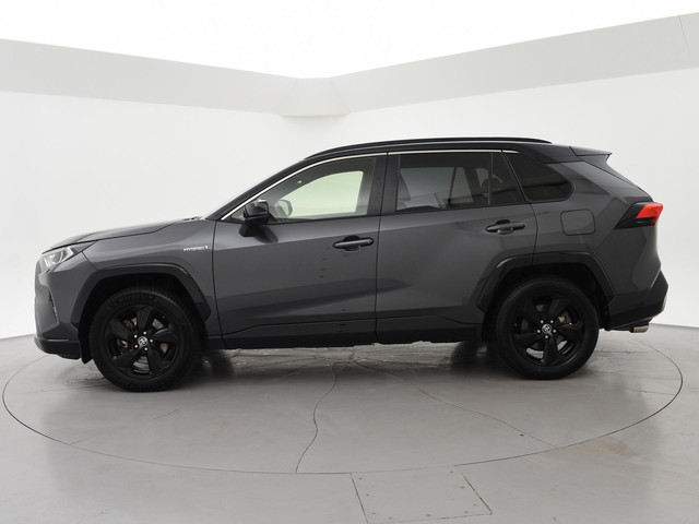 Toyota RAV4 2.5 HYBRID AWD BI-TONE + TREKHAAK | CARPLAY | CAMERA | STUUR STOELVERWARMING