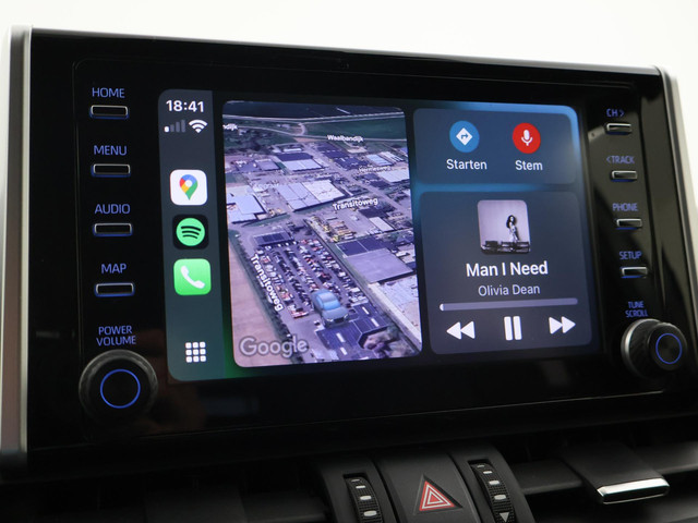 Toyota RAV4 2.5 HYBRID AWD BI-TONE + TREKHAAK | CARPLAY | CAMERA | STUUR STOELVERWARMING