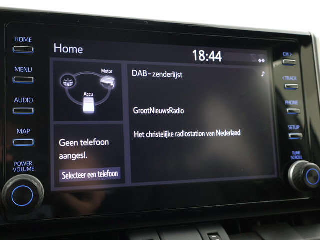 Toyota RAV4 2.5 HYBRID AWD BI-TONE + TREKHAAK | CARPLAY | CAMERA | STUUR STOELVERWARMING