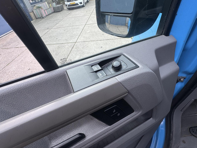 Volkswagen Crafter 35 2.0 TDI L4H3 BAKWAGEN MET DEUREN EURO 6 N.A.P DEALER ONDERHOUDEN