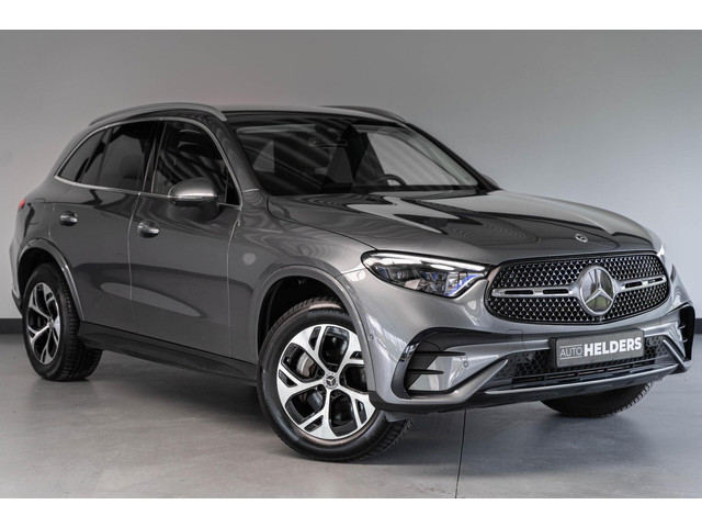 mercedes-benz-glc-400e-4matic-amg-line-360-lane-acc
