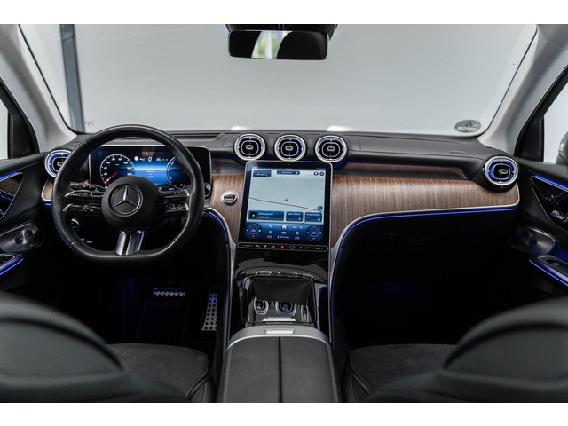 Mercedes-Benz GLC 400e 4MATIC AMG Lane ACC 360° Pano HuD