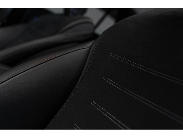 Mercedes-Benz GLC 400e 4MATIC AMG Lane ACC 360° Pano HuD