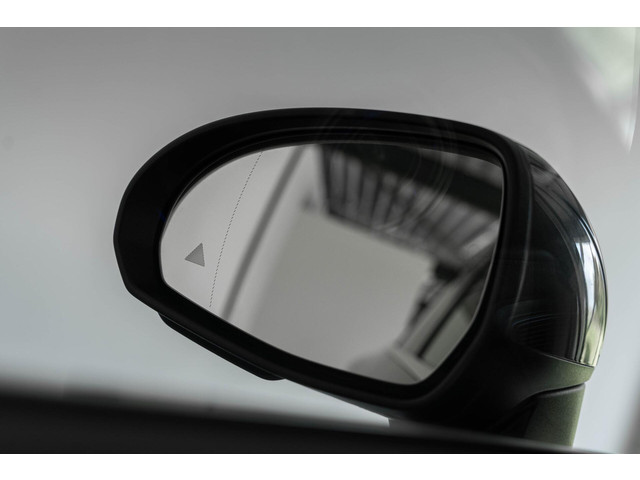 Mercedes-Benz GLC 400e 4MATIC AMG Lane ACC 360° Pano HuD