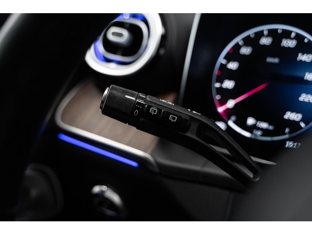 Mercedes-Benz GLC 400e 4MATIC AMG Lane ACC 360° Pano HuD