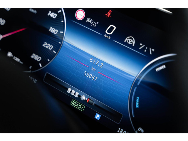 Mercedes-Benz GLC 400e 4MATIC AMG Lane ACC 360° Pano HuD