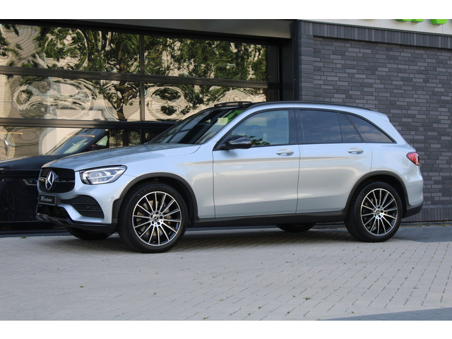 Mercedes-Benz GLC 200 4MATIC Business Solution AMG | PANO | NIGHT PAKKET | ELEK TREKHAAK | SFEERVERLICHTING | CAMERA ACHTER | DODE HOEK |