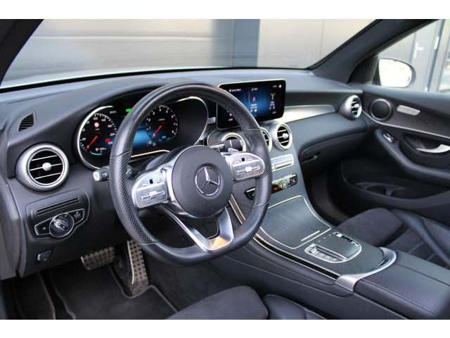 Mercedes-Benz GLC 200 4MATIC Business Solution AMG | PANO | NIGHT PAKKET | ELEK TREKHAAK | SFEERVERLICHTING | CAMERA ACHTER | DODE HOEK |