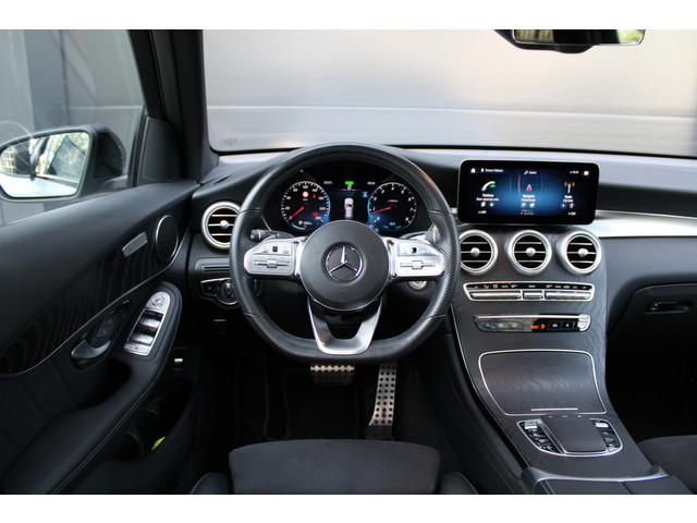 Mercedes-Benz GLC 200 4MATIC Business Solution AMG | PANO | NIGHT PAKKET | ELEK TREKHAAK | SFEERVERLICHTING | CAMERA ACHTER | DODE HOEK |
