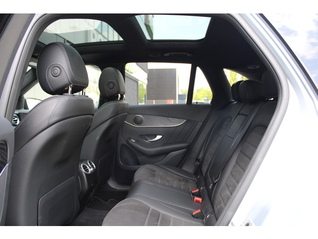 Mercedes-Benz GLC 200 4MATIC Business Solution AMG | PANO | NIGHT PAKKET | ELEK TREKHAAK | SFEERVERLICHTING | CAMERA ACHTER | DODE HOEK |