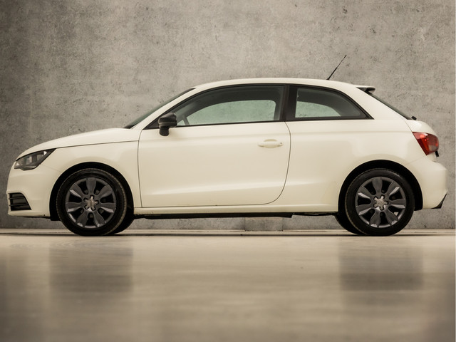 Audi A1 1.2 TFSI Sport (STOELVERWARMING, CLIMATE, LM VELGEN, SPORTSTOELEN, PARKEERSENSOREN, NIEUWE APK, NIEUWSTAAT)