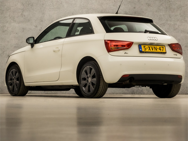 Audi A1 1.2 TFSI Sport (STOELVERWARMING, CLIMATE, LM VELGEN, SPORTSTOELEN, PARKEERSENSOREN, NIEUWE APK, NIEUWSTAAT)