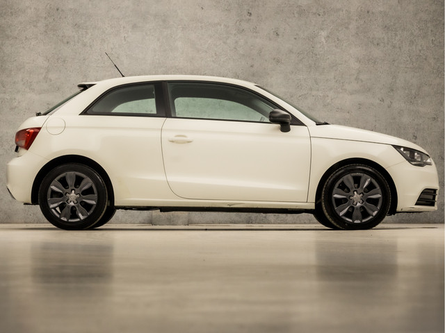 Audi A1 1.2 TFSI Sport (STOELVERWARMING, CLIMATE, LM VELGEN, SPORTSTOELEN, PARKEERSENSOREN, NIEUWE APK, NIEUWSTAAT)