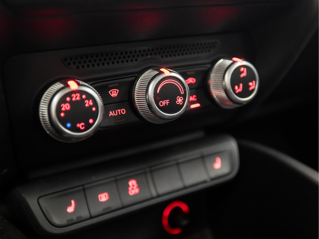 Audi A1 1.2 TFSI Sport (STOELVERWARMING, CLIMATE, LM VELGEN, SPORTSTOELEN, PARKEERSENSOREN, NIEUWE APK, NIEUWSTAAT)