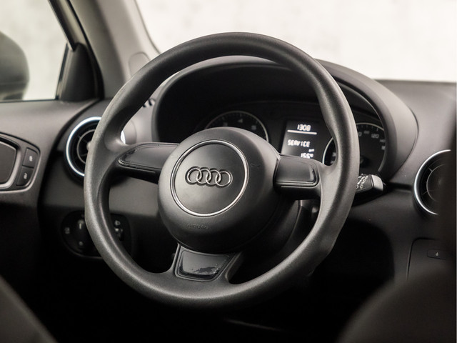Audi A1 1.2 TFSI Sport (STOELVERWARMING, CLIMATE, LM VELGEN, SPORTSTOELEN, PARKEERSENSOREN, NIEUWE APK, NIEUWSTAAT)