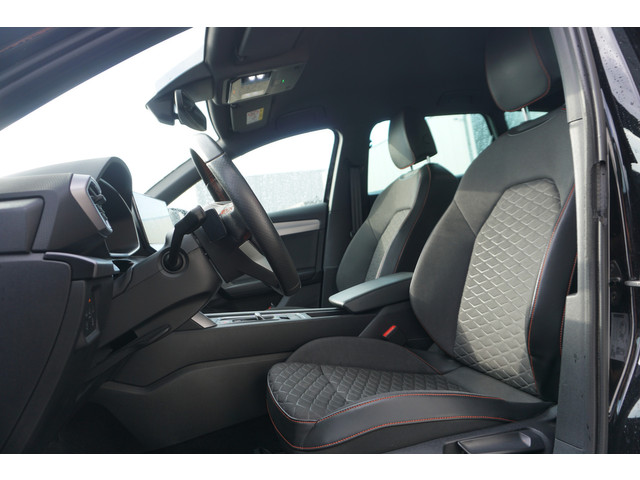 Seat Leon Sportstourer 1.5 eTSI FR FULL LED | STOEL STUURVERW. | CAMERA | ACC | KEYLESS |