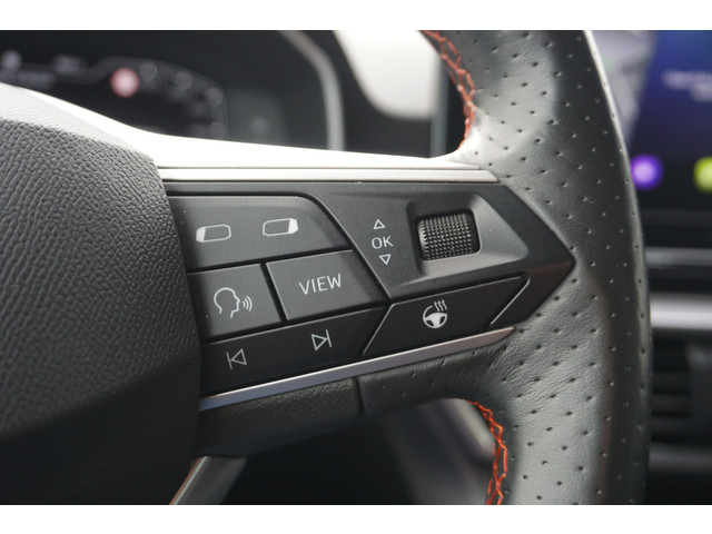 Seat Leon Sportstourer 1.5 eTSI FR FULL LED | STOEL STUURVERW. | CAMERA | ACC | KEYLESS |