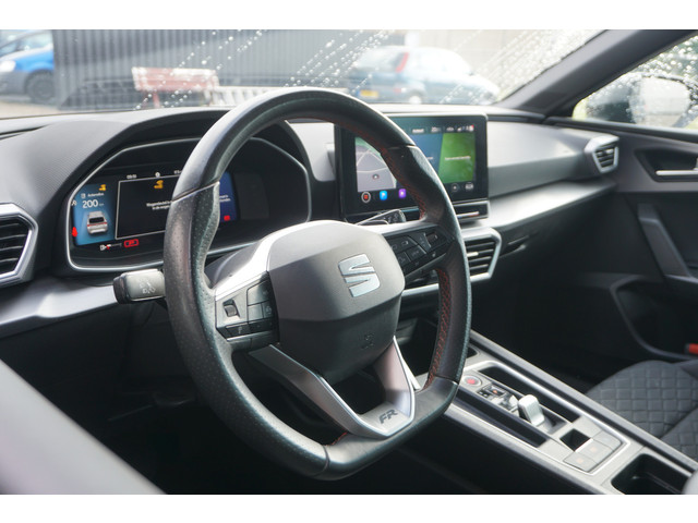 Seat Leon Sportstourer 1.5 eTSI FR FULL LED | STOEL STUURVERW. | CAMERA | ACC | KEYLESS |