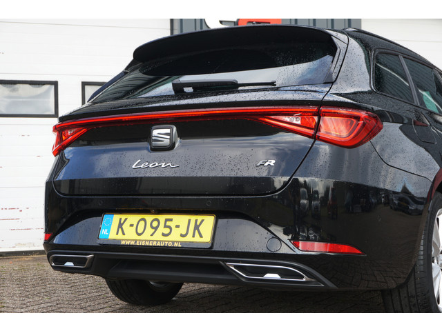 Seat Leon Sportstourer 1.5 eTSI FR FULL LED | STOEL STUURVERW. | CAMERA | ACC | KEYLESS |