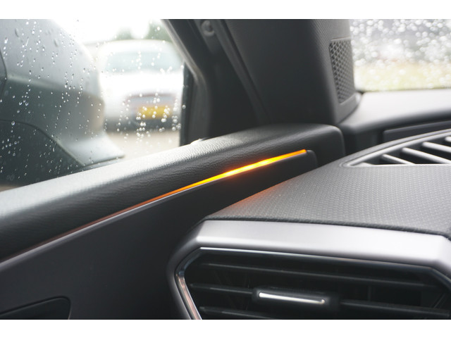Seat Leon Sportstourer 1.5 eTSI FR FULL LED | STOEL STUURVERW. | CAMERA | ACC | KEYLESS |