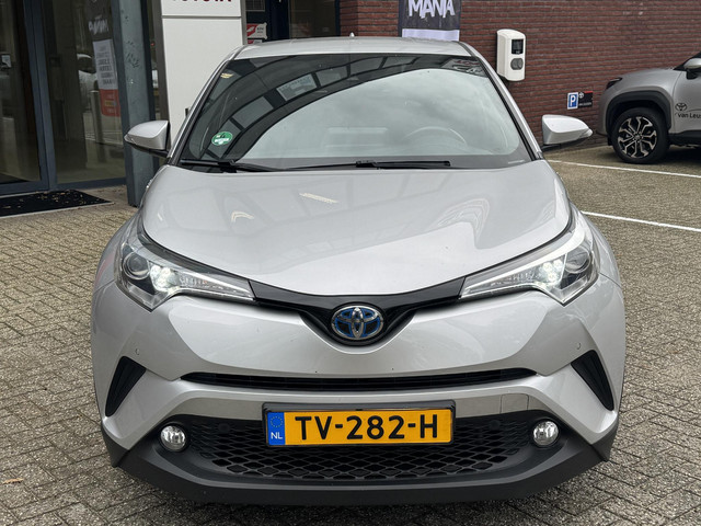 toyota-c-hr-1.8-hybrid-style-keyless-led-jbl-audio-stoelverwarming-park-assist-park-sensoren-lm-velgen-camera