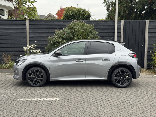 peugeot-208-gt-1.2-puretech-100pk-navigatie--achteruitrijcamera--keyless--parkeersensoren--apple-carplay--android-auto