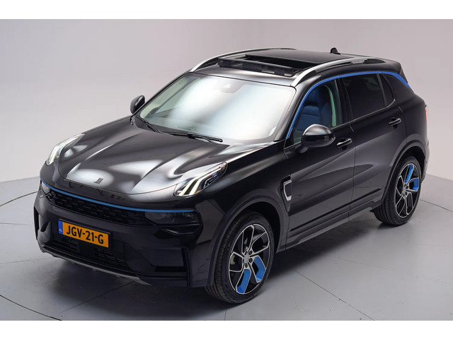 lynk--co-01-1.5-phev--panorama-trekhaak-navi-360-camera-keyless-