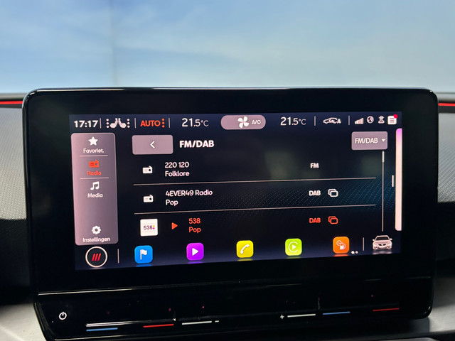 Seat Leon Sportstourer 1.5 eTSI FR Business Intense Navi | Clima | Camera | Trekhaak