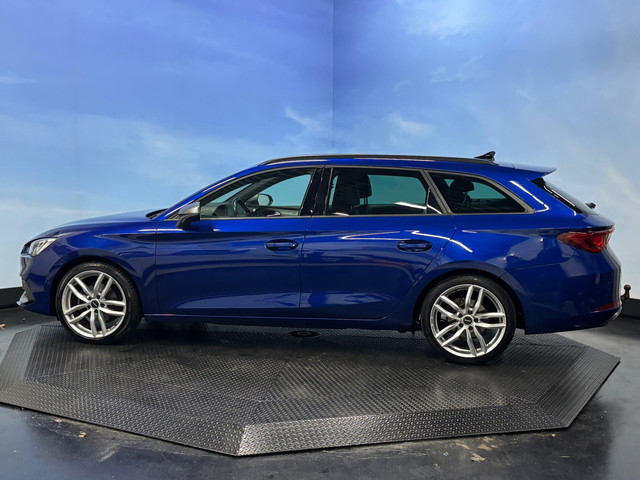 Seat Leon Sportstourer 1.5 eTSI FR Business Intense Navi | Clima | Camera | Trekhaak