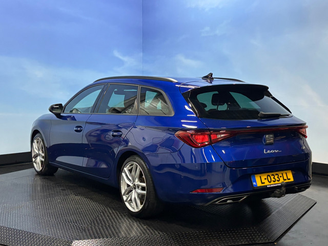 Seat Leon Sportstourer 1.5 eTSI FR Business Intense Navi | Clima | Camera | Trekhaak