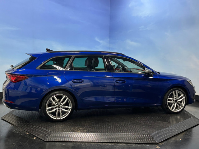 Seat Leon Sportstourer 1.5 eTSI FR Business Intense Navi | Clima | Camera | Trekhaak
