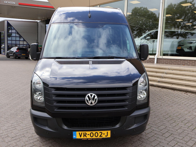 Volkswagen Crafter 32 2.0 TDI 136 PK L2H2 + TREKHAAK | AIRCO | CRUISE | PARKEERSENSOREN V+A | 3-ZITS