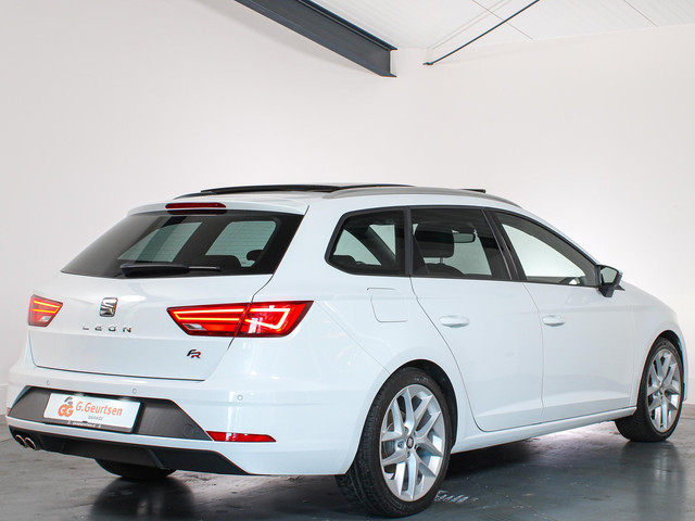 Seat Leon 2.0 TSI FR, 190PK, Panoramadak, Virtual Cockpit, Keyless, LED, Apple Carplay Android Auto