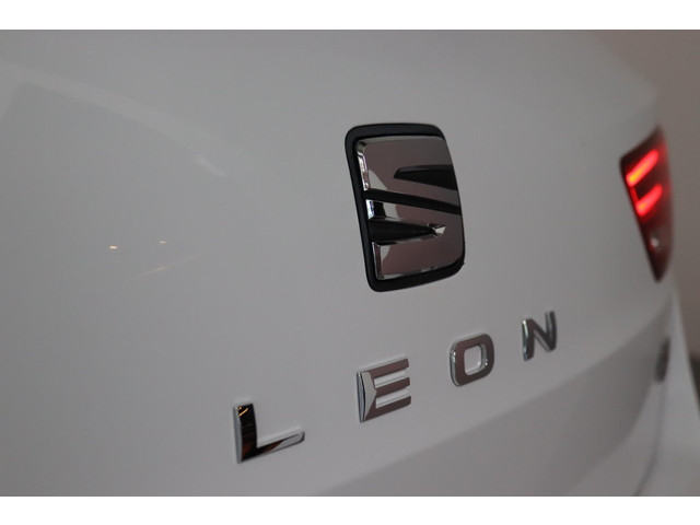 Seat Leon 2.0 TSI FR, 190PK, Panoramadak, Virtual Cockpit, Keyless, LED, Apple Carplay Android Auto