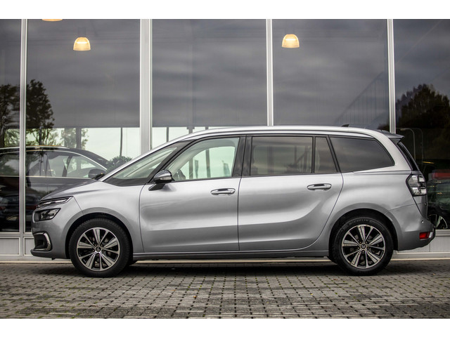 Citroen Grand C4 Spacetourer 1.2 PureTech Shine 7p. | Camera | Trekhaak | Carplay