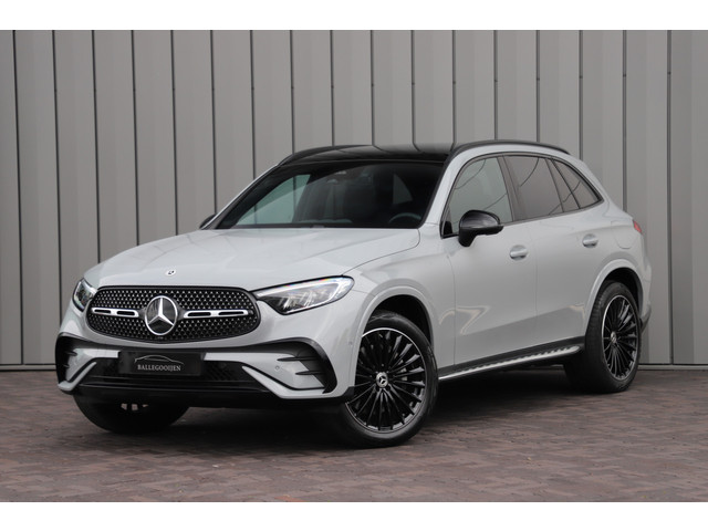 mercedes-benz-glc-300e-amg-4-matic---313pk---pano---sfeerverlichting---distronic---memory---stuurwielverw.---standkachel---trekhaak---2025.