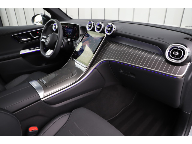 Mercedes-Benz GLC 300e AMG 4-Matic | 313PK | Pano | Sfeerverlichting | Distronic | Memory | Stuurwielverw. | Standkachel | Trekhaak | 2025.