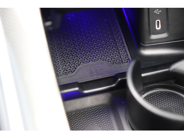Mercedes-Benz GLC 300e AMG 4-Matic | 313PK | Pano | Sfeerverlichting | Distronic | Memory | Stuurwielverw. | Standkachel | Trekhaak | 2025.
