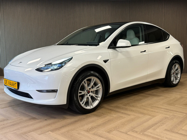 tesla-model-y-long-range-dual-motor-awd-378kw-514pk-panoramadak-trekhaak