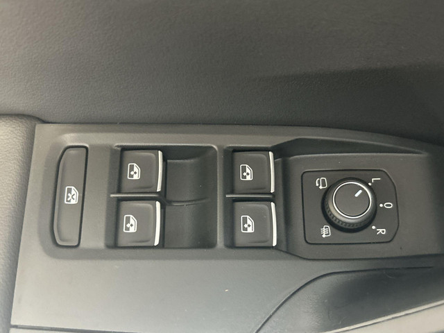 Seat Leon Sportstourer 1.5 TSI e-Hybrid FR Business 204 PK l Black Pack l Wegklapbare Trekhaak l Safe & Driving Pack